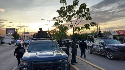 Gatilleros asesinan a policía estatal y…