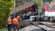 Más de 100 heridos tras choque de trenes en Eslovaquia 🎦