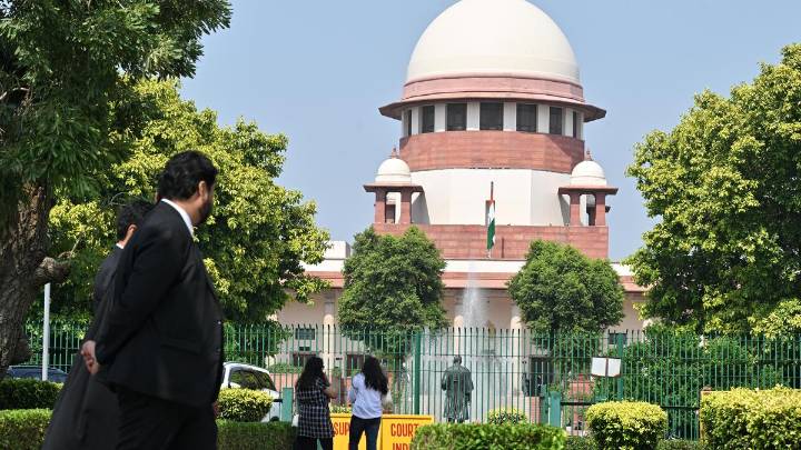 SC raps Delhi police for delay in filing response to bail pleas of 2020 riots accused