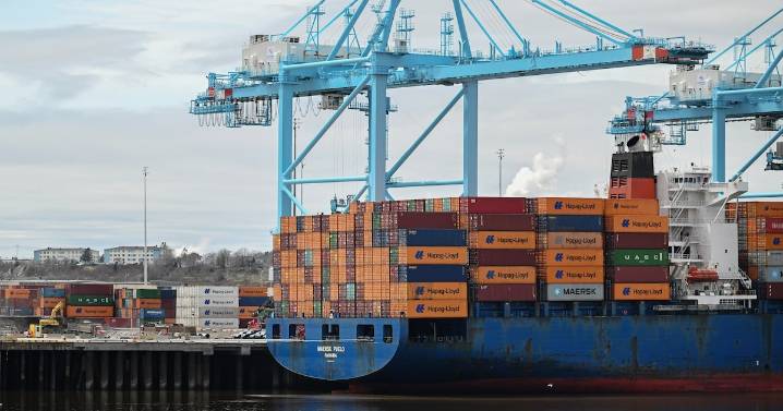 Balanza comercial argentina arroja superávit de US$921 millones en septiembre, según el Indec