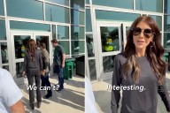 Kristi Noem 'blocked' from entering Chicago-area government building