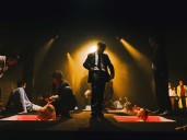 "Sobrecarga": una experiencia inmersiva de teatro contemporáneo