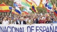Unas 3.700 personas se manifiestan por el 12 de octubre en Barcelona