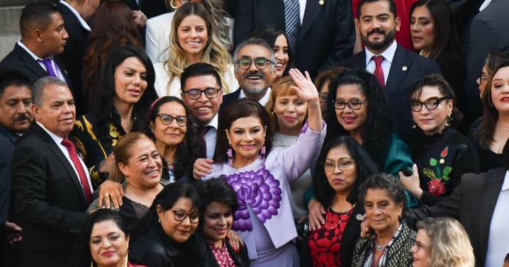 ‘La estrategia está funcionando, aquí no inventamos’: Clara Brugada rinde su primer Informe de Gobierno
