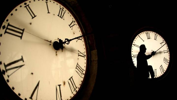 How Americans feel about changing the clocks, according to a new AP