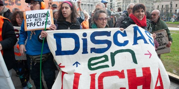 El Gobierno aumentó las prestaciones para personas con discapacidad: el incremento es de hasta el 35% en tres tramos