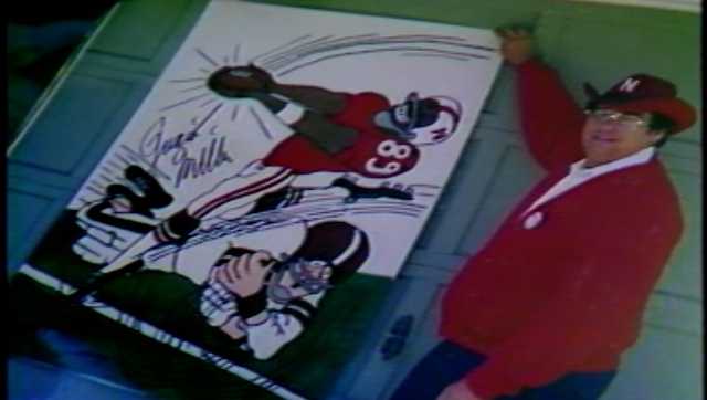 In 1981, KETV reporter sits down with Omaha man who caught the Big Red Fever