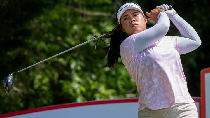 Arpichaya Yubol shoots 8-under 64, leads LPGA Shanghai by 1