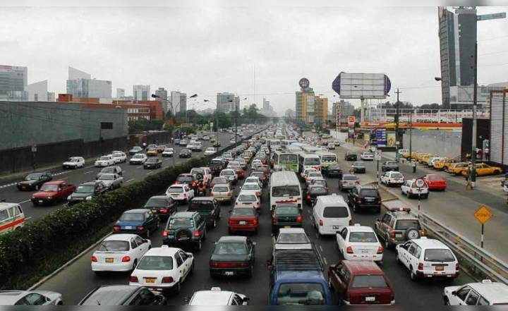 Tráfico en Lima rompe récord histórico en 'hora punta' y supera a estas ciudades de Latinoamérica, según informe