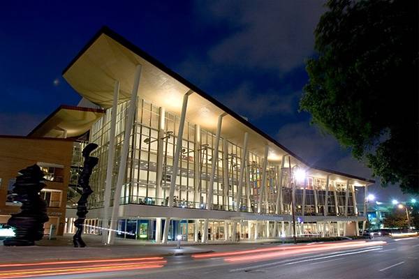 Hobby Center Opens Applications for 2026–2027 Houston is Inspired Residency Program