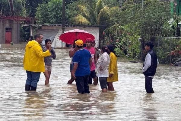 Donarán diputados parte de su dieta para damnificados
