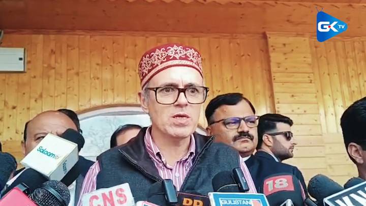 CM Omar mulls becoming party to statehood plea in Supreme Court