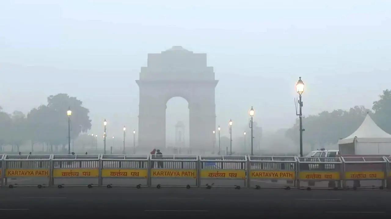 Delhi-NCR authorities directed to introduce curbs as pollution spikes