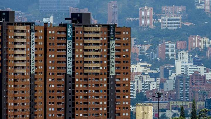 El arriendo se dispara en Colombia: cuatro de cada diez hogares viven en alquiler y cada vez menos pueden comprar casa