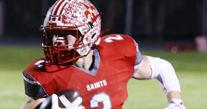 High School Football: Saint Ansgar remains unbeaten with win over Clayton Ridge