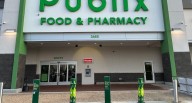 El supermercado permite portar armas de fuego a la vista en Florida