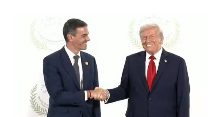Así ha sido el saludo entre Sánchez y Trump tras la insinuación de expulsar a España de la OTAN