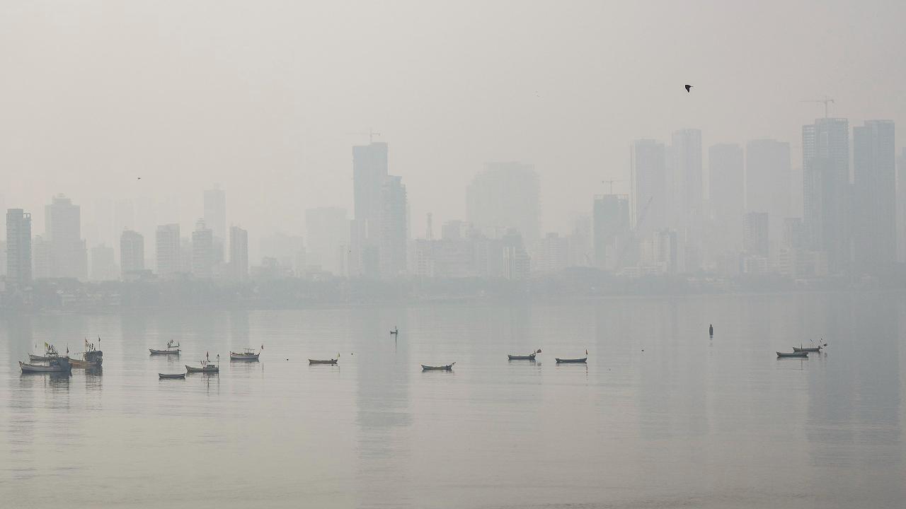 City air quality ‘moderate’ as IMD forecasts partly cloudy skies and light rain