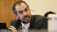 Ministro Grau advierte ante polémica por tarifas eléctricas que "si alguien pagó de más, se le tiene que devolver"