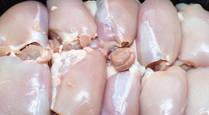 ALERTA en Estados Unidos: Retiran pollo muy popular tras descubrir fragmentos de metal que ponen en riesgo la salud