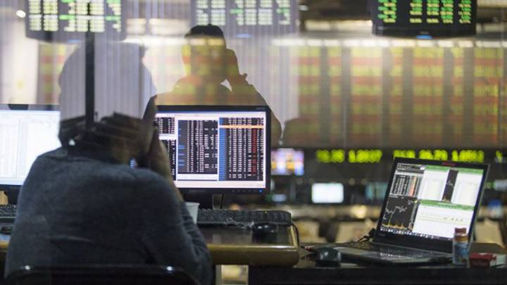 Los bonos argentinos cayeron hasta 7% y el riesgo país superó los 1.200 puntos