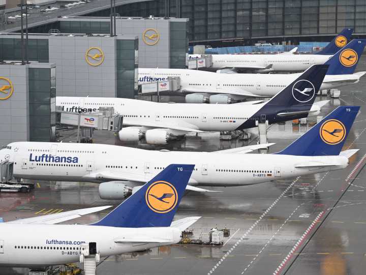 A flight from the US to Europe had to turn back after a passenger's midair fork attack