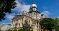 Eye On Illinois: Megaproject bill establishes threshold for negotiating privileges