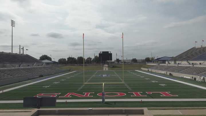 Storm Threat Forces Central Texas Schools to Move Football Games Up