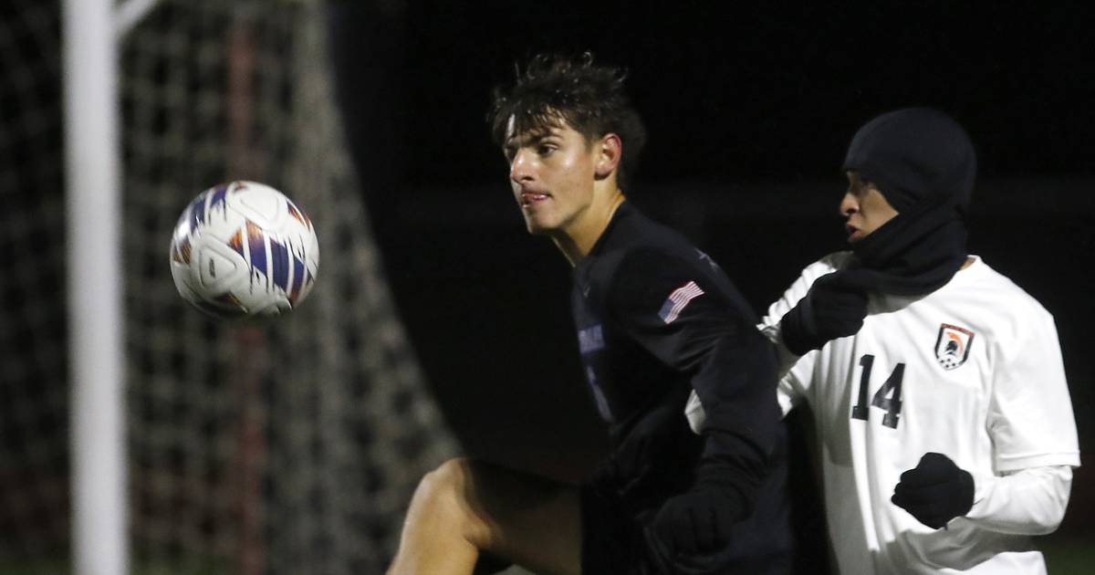 Photos: McHenry vs. St. Charles North Class 3A Huntley Regional boys soccer semifinal