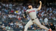 Crochet domina y Medias Rojas azota al bullpen de Yanquis para tomar ventaja en serie de comodines