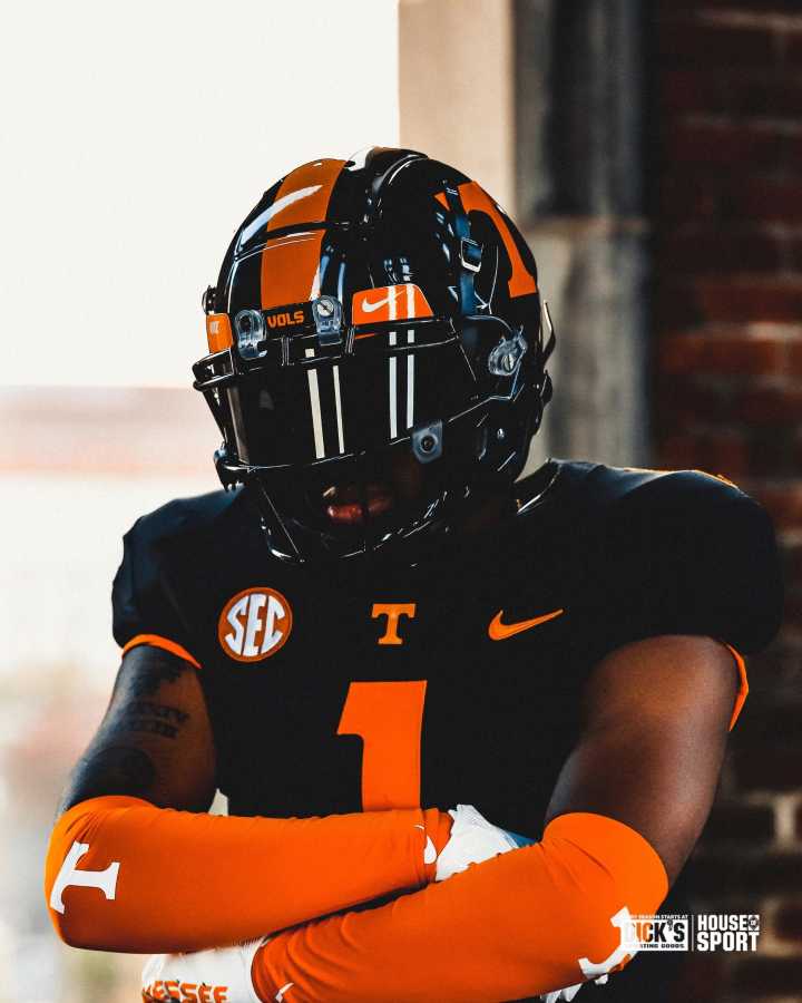 Vols Going ‘Dark Mode’ For Prime Time Matchup With Oklahoma