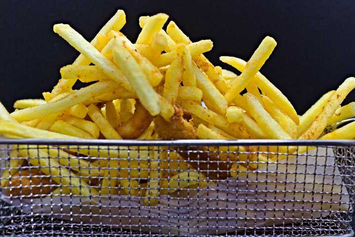 California becomes first state to ban ultraprocessed foods from school meals