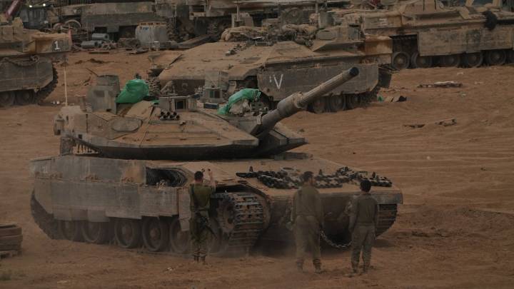Israel and Hamas agree to a pause in Gaza war