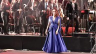 Julieta Venegas se entrega en su concierto sinfónico en el Cervantino: “es un sueño estar aquí”