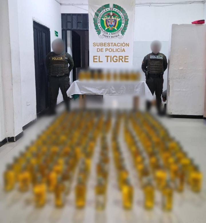 La Policía Nacional incauta más de 239 botellas de aguardiente en Putumayo