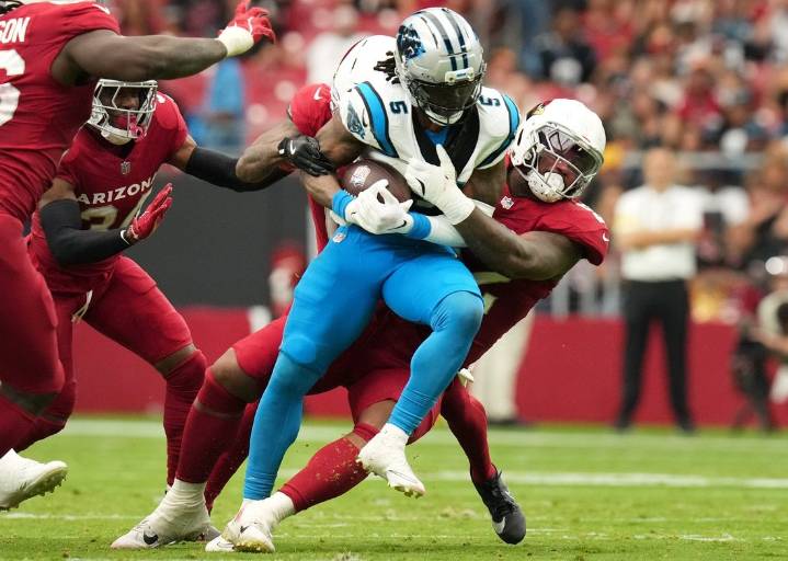 Deadspin | Panthers' Rico Dowdle in line for bigger role with Chuba Hubbard out