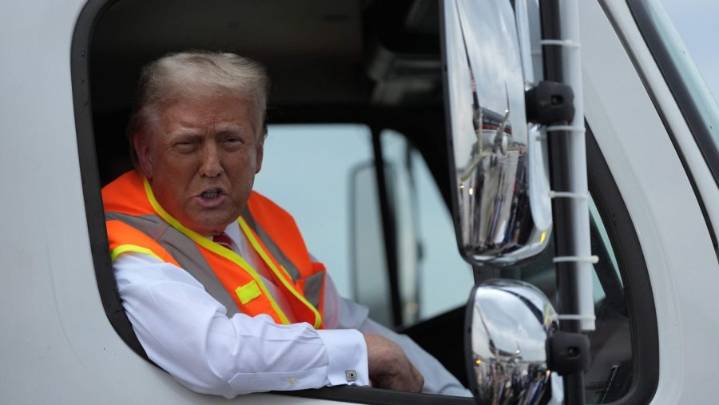 Trump says tariffs on medium- and heavy-duty trucks will go into effect Nov. 1
