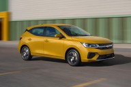 Chevrolet Aveo Hatchback 2026 llega a México: motor de 98 HP, hasta 20.4 km/l y tres años de garantía, precio y lanzamiento