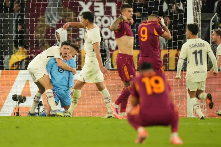 Roma misses penalty 3 times in Europa League and Celtic denied by 'baffling' VAR decision