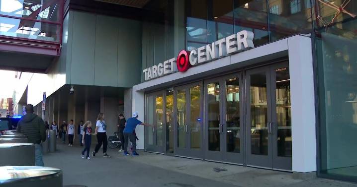 Timberwolves debut "world class" lighting system at Target Center