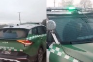 Carabineros son grabados durmiendo dentro de patrulla en plena calle de Paillaco: “Estaba en plena carretera, chofer y piloto”