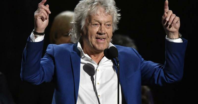 Moody Blues singer Lodge dies at the age of 82