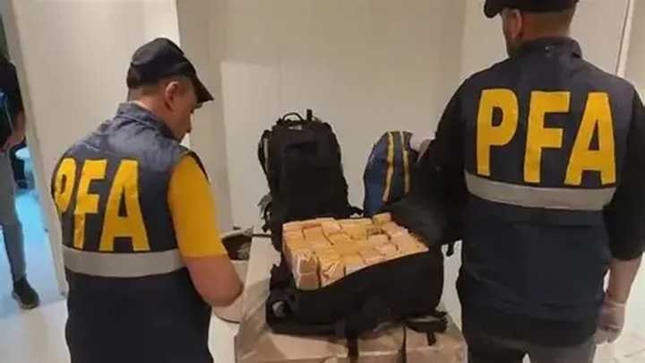 Desbarataron a una organización que lavaba dinero del Comando Vermelho en Argentina