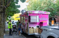 Portland cuts cost, red tape to bring more food carts, mobile vendors to city parks