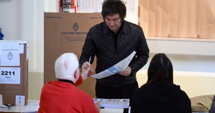 Las mejores imágenes de las elecciones donde los argentinos ponen a prueba al Gobierno de Milei