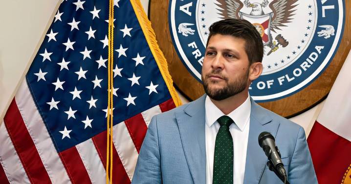 Florida sues California over ‘carnage’ created by giving driver’s licenses to undocumented immigrants