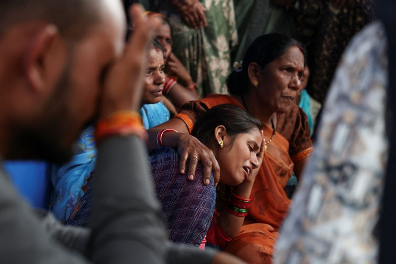 Regulator launches pan-India crackdown on cough syrup makers after child deaths